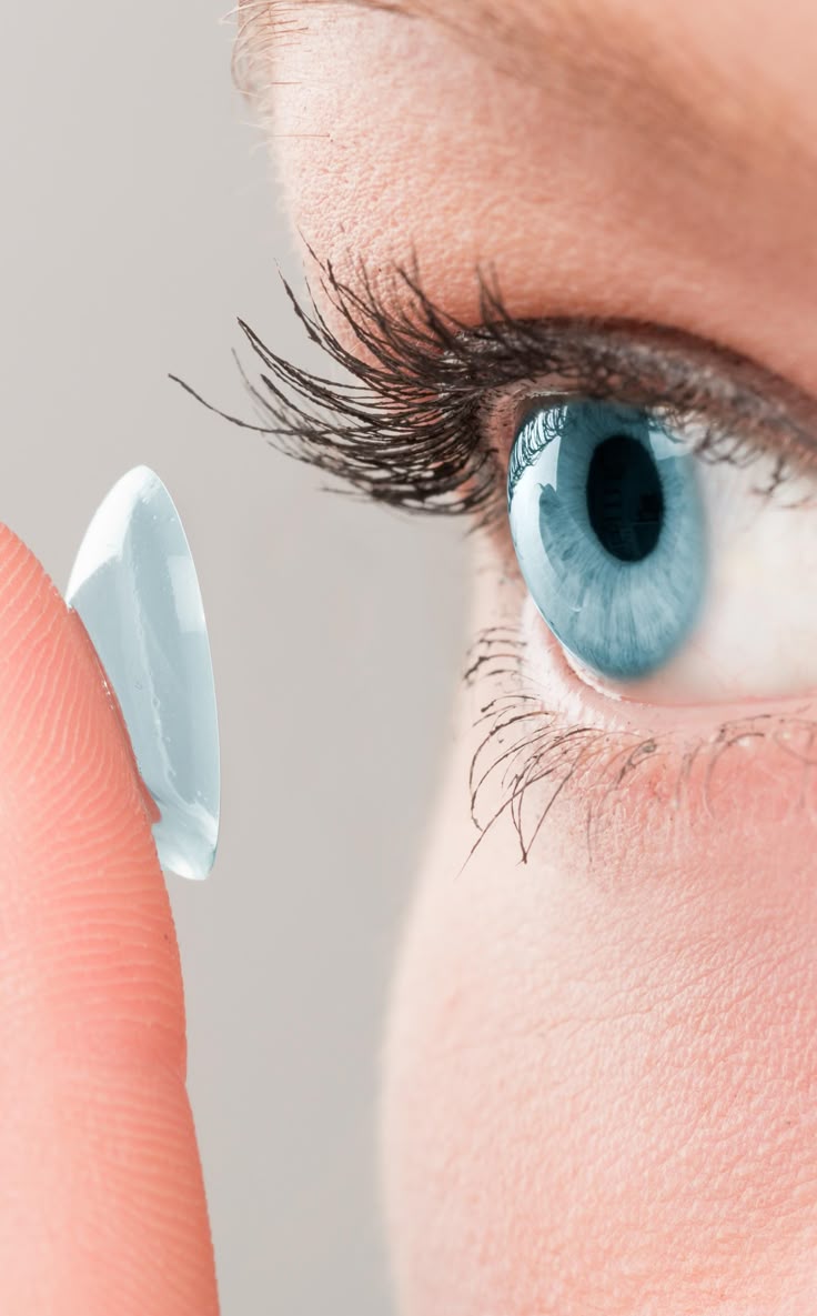 Luminous 3D Colored Contact Lenses
Overview