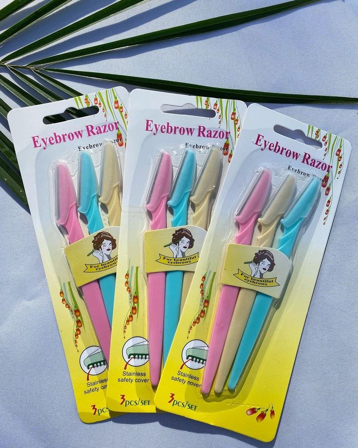 Tinkle facial proffessional razor