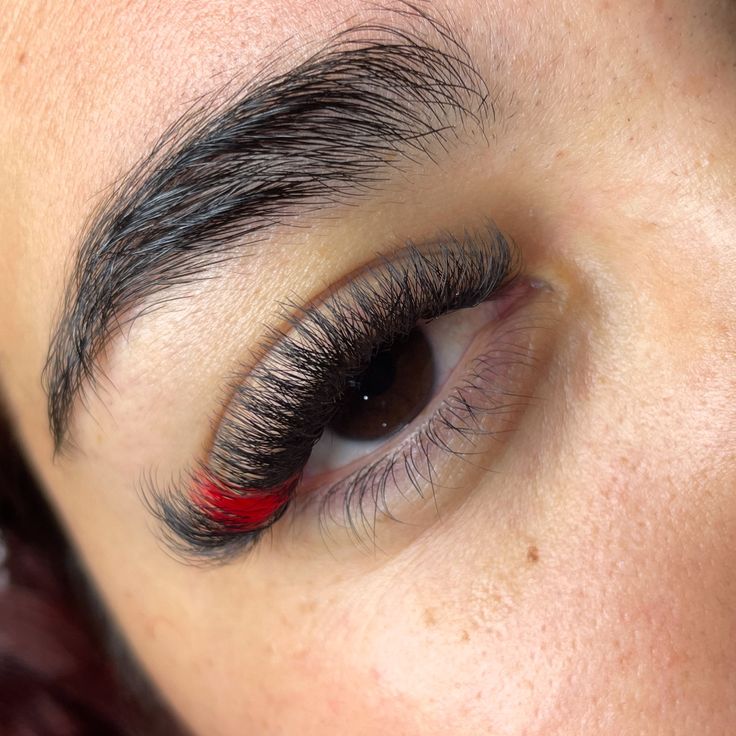 Coloured lashes