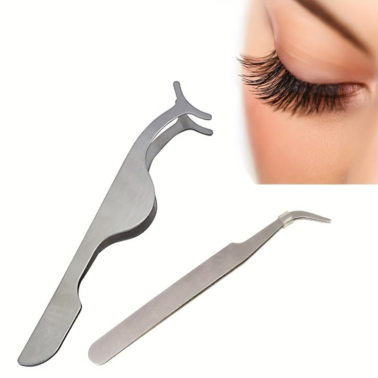 C shaped lash twizzer