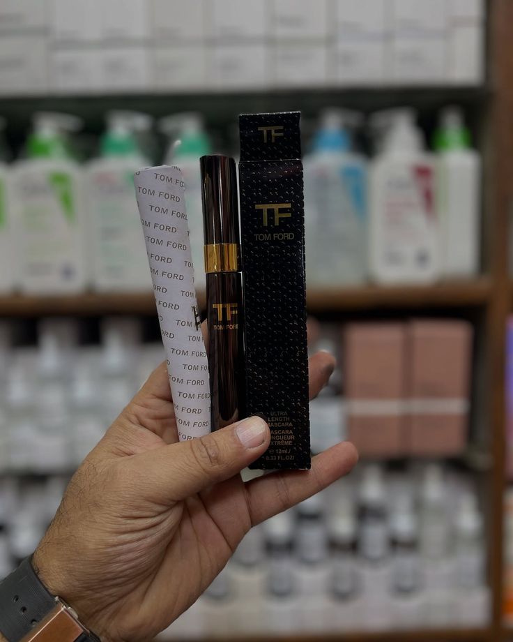 Gucci Le Magnétisme Volumizing Mascara