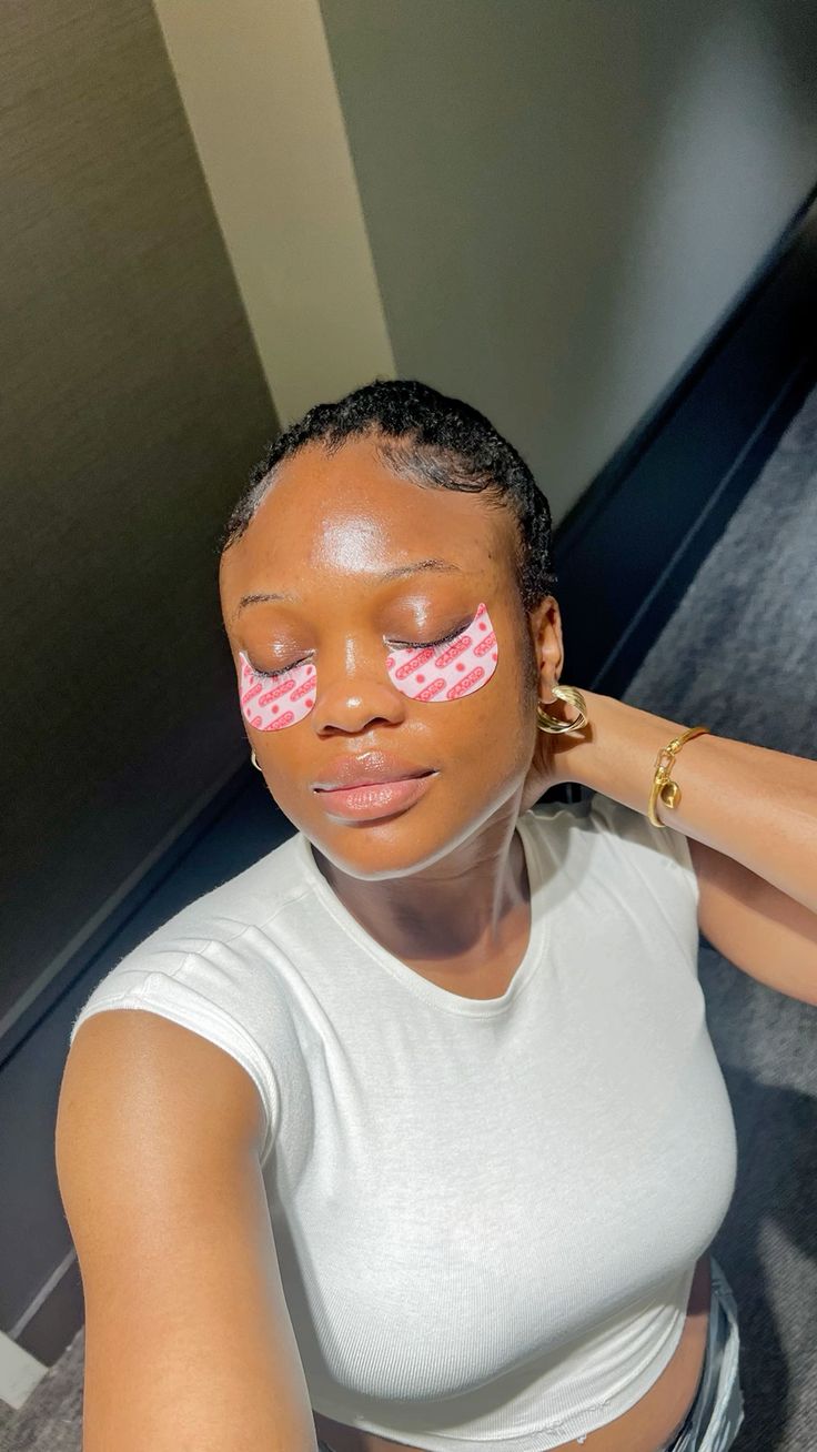 Eye mask