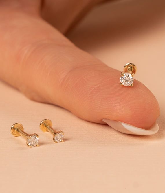 Diamond nosepin bosering